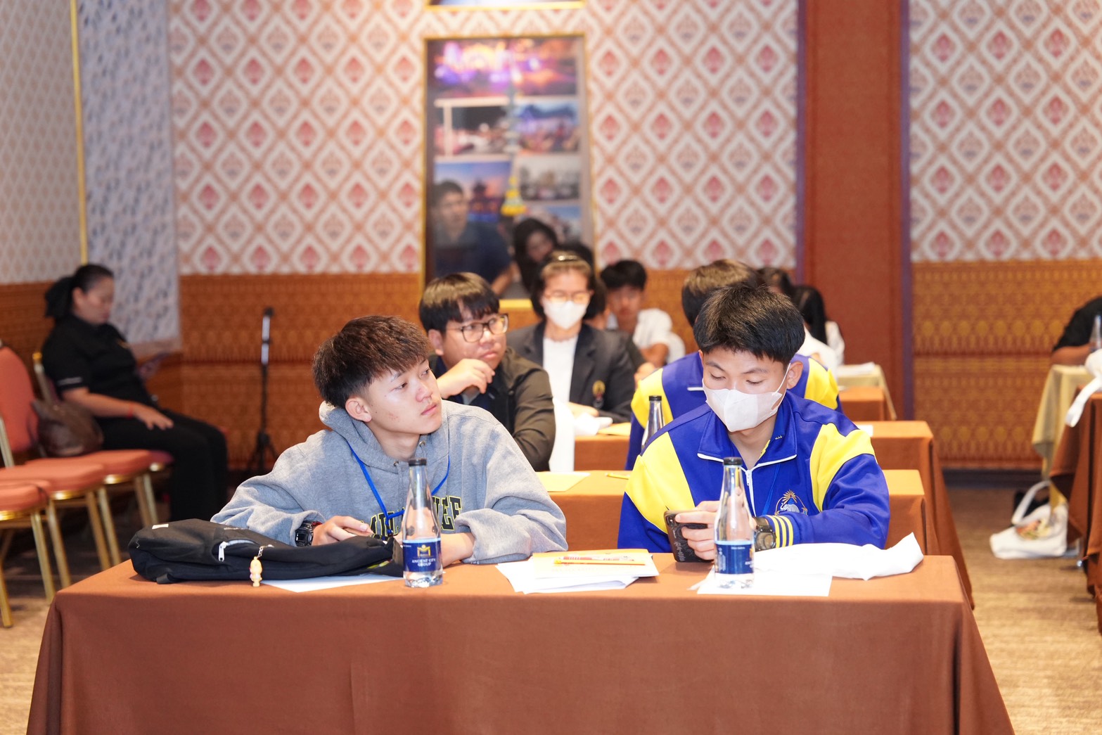 IMAGE - 6989