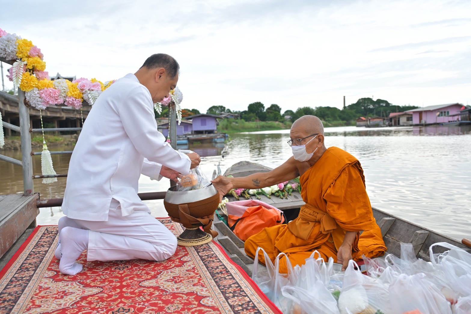 IMAGE - 7621