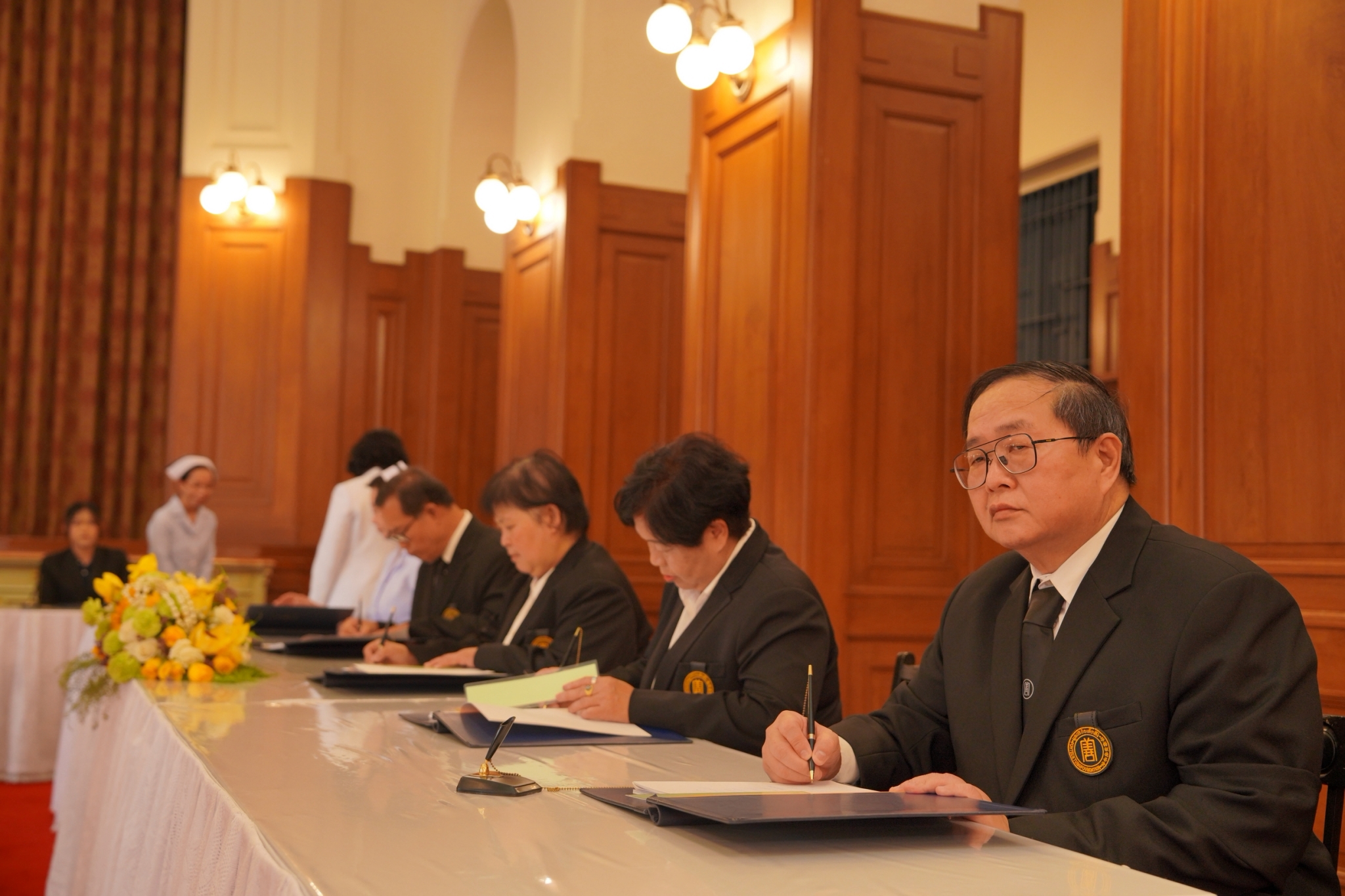 IMAGE - 8855
